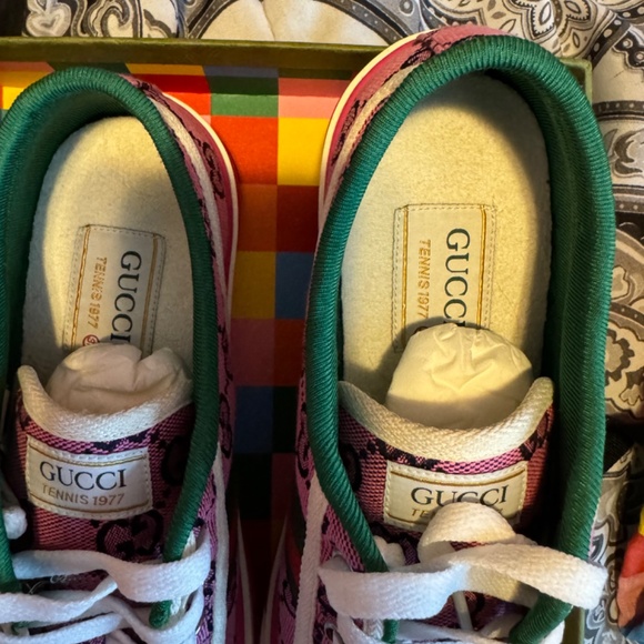 Auth!! Gucci Tennis GG Canvas Shelly Line Sneakers Pink - Picture 4 of 13